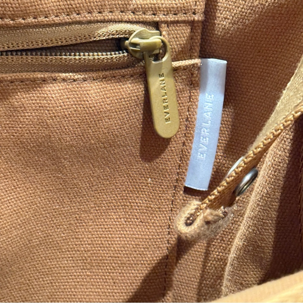 Everlane Women’s Lantern / Bucket Bag NWOT - Picture 4 of 7